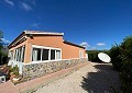 Schöne und geräumige 2-Schlafzimmer-Villa in Salinas mit privatem Pool in Alicante Dream Homes Castalla 