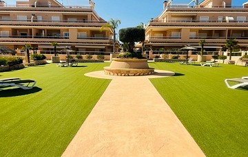 Bel appartement de luxe de 3 chambres au rez-de-chaussée à Pilar De La Horadada.