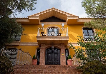 Mansión de 5 habitaciones en Quesada Lo Pepin