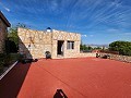 3-Schlafzimmer-Villa mit Blick auf die Berge und die Burg in Alicante Dream Homes Castalla 