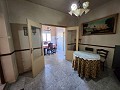 Groot herenhuis met 6 slaapkamers en 2 badkamers in Alicante Dream Homes Castalla 