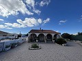 Superbe villa avec piscine et annexe pour invités in Alicante Dream Homes Castalla 