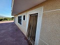 Mooie villa met 3 slaapkamers en 2 badkamers met enorme onderbouw in Alicante Dream Homes Castalla 