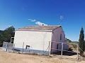 2-Schlafzimmer-Landhaus mit sehr großem Grundstück in Alicante Dream Homes Castalla 