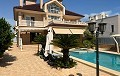 Geräumige Villa 100 m vom Meer entfernt, 5 Schlafzimmer, 4 Badezimmer in Alicante Dream Homes Castalla 