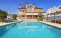 Geräumige Villa 100 m vom Meer entfernt, 5 Schlafzimmer, 4 Badezimmer in Alicante Dream Homes Castalla 