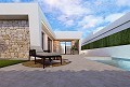 Villa de lujo de 3 dormitorios con piscina cerca del golf, el aeropuerto y la escuela internacional in Alicante Dream Homes Castalla 