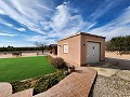 Schöne 1/2-Schlafzimmer-Villa mit Hütte in Alicante Dream Homes Castalla 