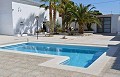 Beeindruckendes Stadthaus in einem kleinen Dorf mit großer Bodega und Pool in Alicante Dream Homes Castalla 