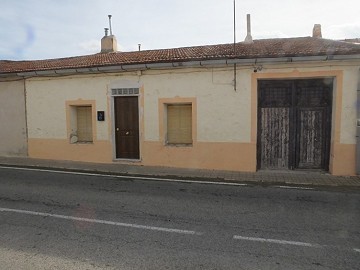 Maison de village avec 3 chambres et 1 salle de bain