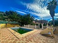 Atemberaubende Villa in Petrr mit Swimmingpool und herrlicher Aussicht in Alicante Dream Homes Castalla 