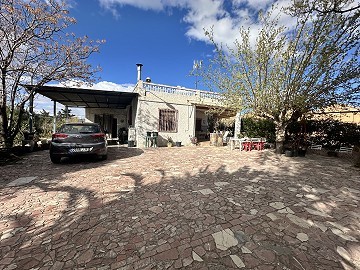 Maison de campagne de 4 chambres à Elche avec piscine