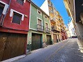 Großes Haus mit Garagen zum Renovieren im Zentrum von Villena in Alicante Dream Homes Castalla 