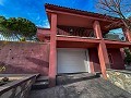 Villa spacieuse avec 7 chambres et piscine à Onil in Alicante Dream Homes Castalla 