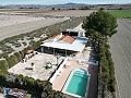 Jolie maison de 2 chambres avec piscine, eau de ville et énergie solaire in Alicante Dream Homes Castalla 