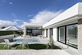 Moderne, unabhängige Villen mit privatem Pool, 3 Schlafzimmern und 2 Bädern auf einem 550 m2 großen Grundstück in Alicante Dream Homes Castalla 