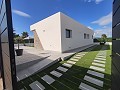 Moderne vrijstaande villa's met privézwembad, 3 slaapkamers, 2 badkamers op een perceel van 550 m2 in Alicante Dream Homes Castalla 