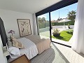 Modernas villas independientes con piscina privada, 3 dormitorios y 2 baños en parcela de 550 m2 in Alicante Dream Homes Castalla 