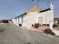 Stadshuis met 3 slaapkamers en 2 badkamers voor modernisering in Barinas in Alicante Dream Homes Castalla 