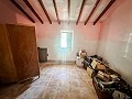 Ruim landhuis met 8 te renoveren kamers in Yecla in Alicante Dream Homes Castalla 