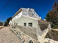 Geräumiges Landhaus mit 8 Zimmern zum Renovieren in Yecla in Alicante Dream Homes Castalla 