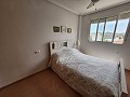 Herenhuis met 3 slaapkamers en 2 badkamers, gemeenschappelijk zwembad en garage in Alicante Dream Homes Castalla 