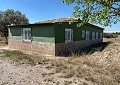 Finca de 3 chambres et 2 salles de bain à Sax avec plus de 16 000 m2 de terrain in Alicante Dream Homes Castalla 