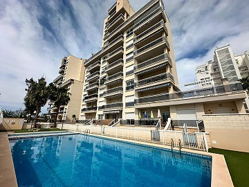 Wunderschönes Penthouse mit riesiger Terrasse in Guardamar Del Segura