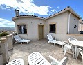 Villa mit 3 Schlafzimmern und 2 Bädern und großer Garage in Alicante Dream Homes Castalla 