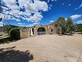 Villa de 3 chambres et 2 salles de bain à Sax avec piscine et vue in Alicante Dream Homes Castalla 