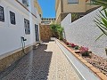 Hermosa villa de 3 dormitorios con piscina privada in Alicante Dream Homes Castalla 