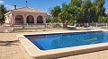 Schöne Landvilla mit Pool und Grundstück in Alicante Dream Homes Castalla 