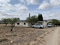 Landhuis met 4 slaapkamers, garage en zwembad in Alicante Dream Homes Castalla 