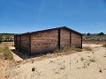 27.000m2 de terreno con cabaña de madera in Alicante Dream Homes Castalla 