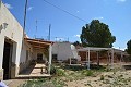 Maison troglodyte de 4 chambres sur un immense terrain in Alicante Dream Homes Castalla 