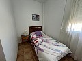 Prachtige villa met drie slaapkamers en een apart appartement met één slaapkamer in Alicante Dream Homes Castalla 