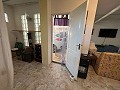 Prachtige villa met drie slaapkamers en een apart appartement met één slaapkamer in Alicante Dream Homes Castalla 