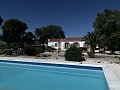 Atemberaubende 4-Schlafzimmer-Villa mit Pool in Caudete in Alicante Dream Homes Castalla 