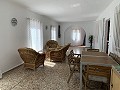 Atemberaubende 4-Schlafzimmer-Villa mit Pool in Caudete in Alicante Dream Homes Castalla 