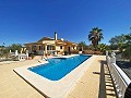 Mooie villa met 3 slaapkamers en 2 badkamers in La Zarza in Alicante Dream Homes Castalla 