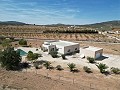 Nouvelle construction de 5 ans, avec 3 chambres, 3 salles de bains, grande piscine et garage in Alicante Dream Homes Castalla 