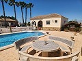 Villa mit 3 Schlafzimmern und 2 Bädern in Catral mit Pool und asphaltiertem Zugang in Alicante Dream Homes Castalla 