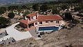 5 Schlafzimmer Bergdomizil in Biar, 38.000 m2 Land in Alicante Dream Homes Castalla 