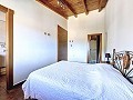 Wunderschöne alte Bodega, die in ein einzigartiges Anwesen mit der Möglichkeit eines B&B oder einer Casa Rural umgewandelt wurde. in Alicante Dream Homes Castalla 