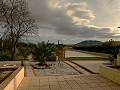 Villa avec 3 chambres, grande piscine et à pied de la ville in Alicante Dream Homes Castalla 