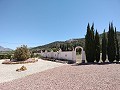 Villa met fantastisch uitzicht in een klein dorpje op enkele minuten afstand van Pinoso in Alicante Dream Homes Castalla 