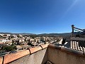 Villa met 2 slaapkamers en bijgebouw met 3 slaapkamers in Alicante Dream Homes Castalla 