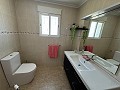 Schöne Villa mit 4 Schlafzimmern und 3 Bädern in Alicante Dream Homes Castalla 