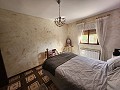 Hervorragendes, hochwertiges 5-Schlafzimmer-Haus mit eingezäuntem Bereich in Alicante Dream Homes Castalla 