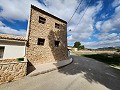 Excelente casa de 5 dormitorios de alta calidad con espacio cercado. in Alicante Dream Homes Castalla 